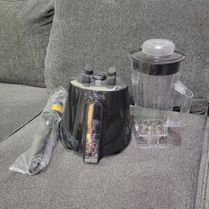 Wolfgang Puck Blender Black and  Cup BEBB0010